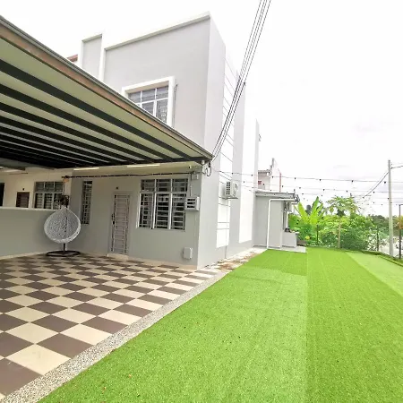 Maco Home Premium Suite Corner At Mount Austin Taman Daya Johor Bahru Exterior photo