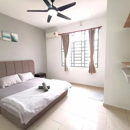 Maco Home Premium Suite Corner At Mount Austin Taman Daya Johor Bahru Exterior photo
